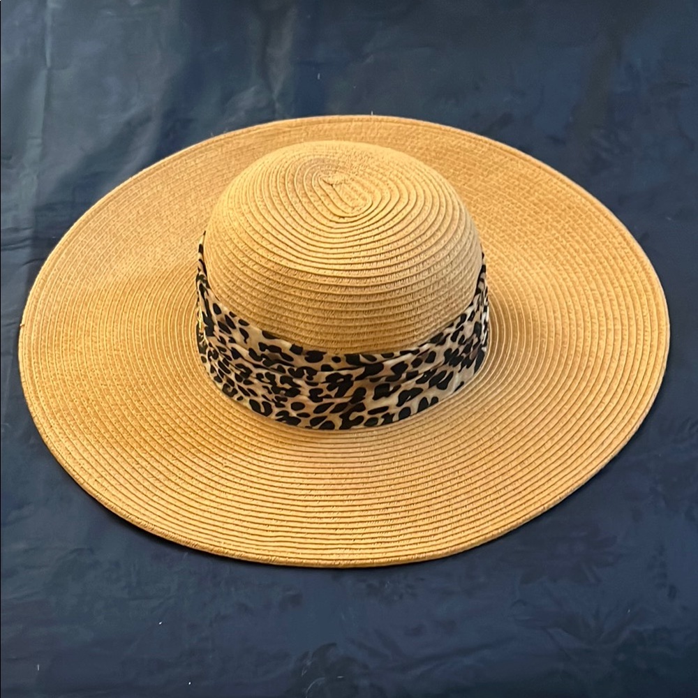 NWT Vince Camuto Knot Band Floppy Hat